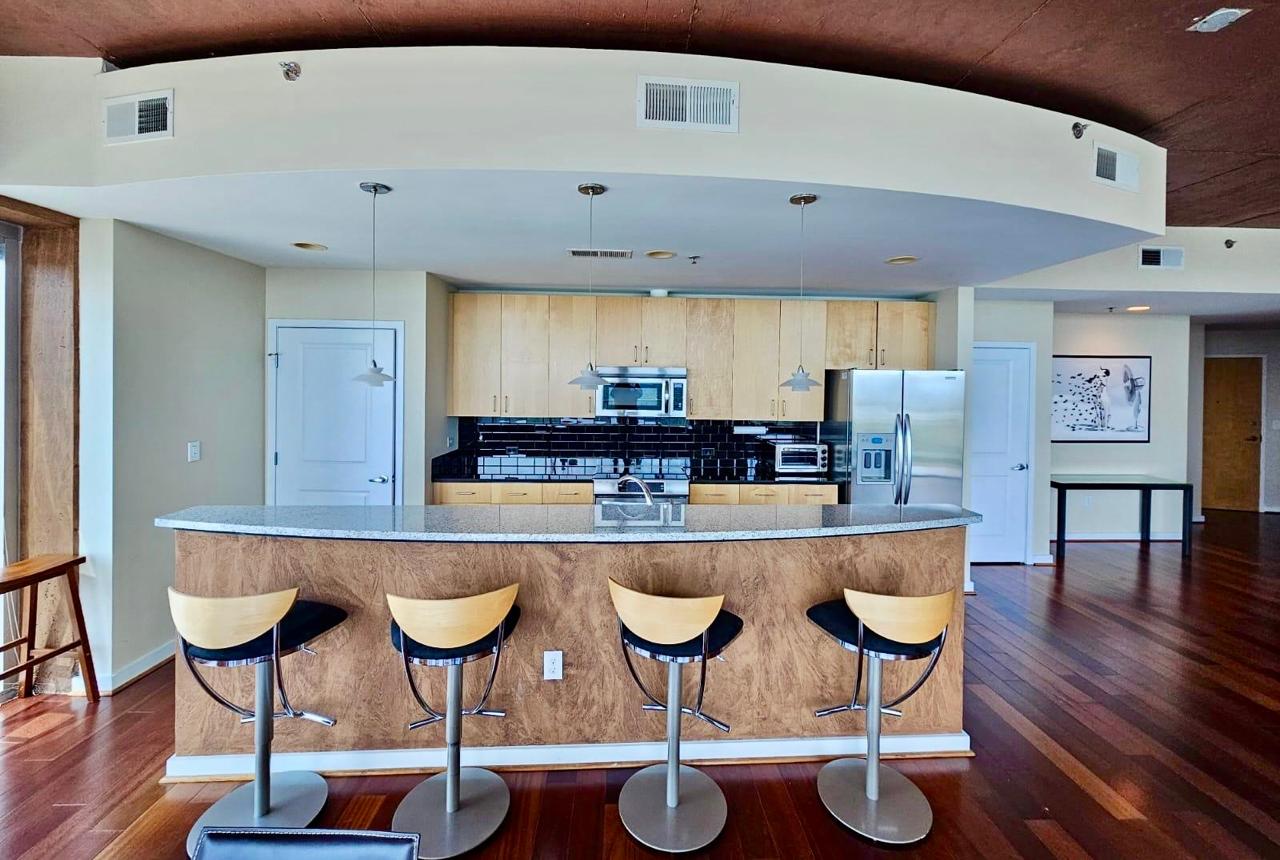 361 17th St Unit 2123, Atlanta, GA